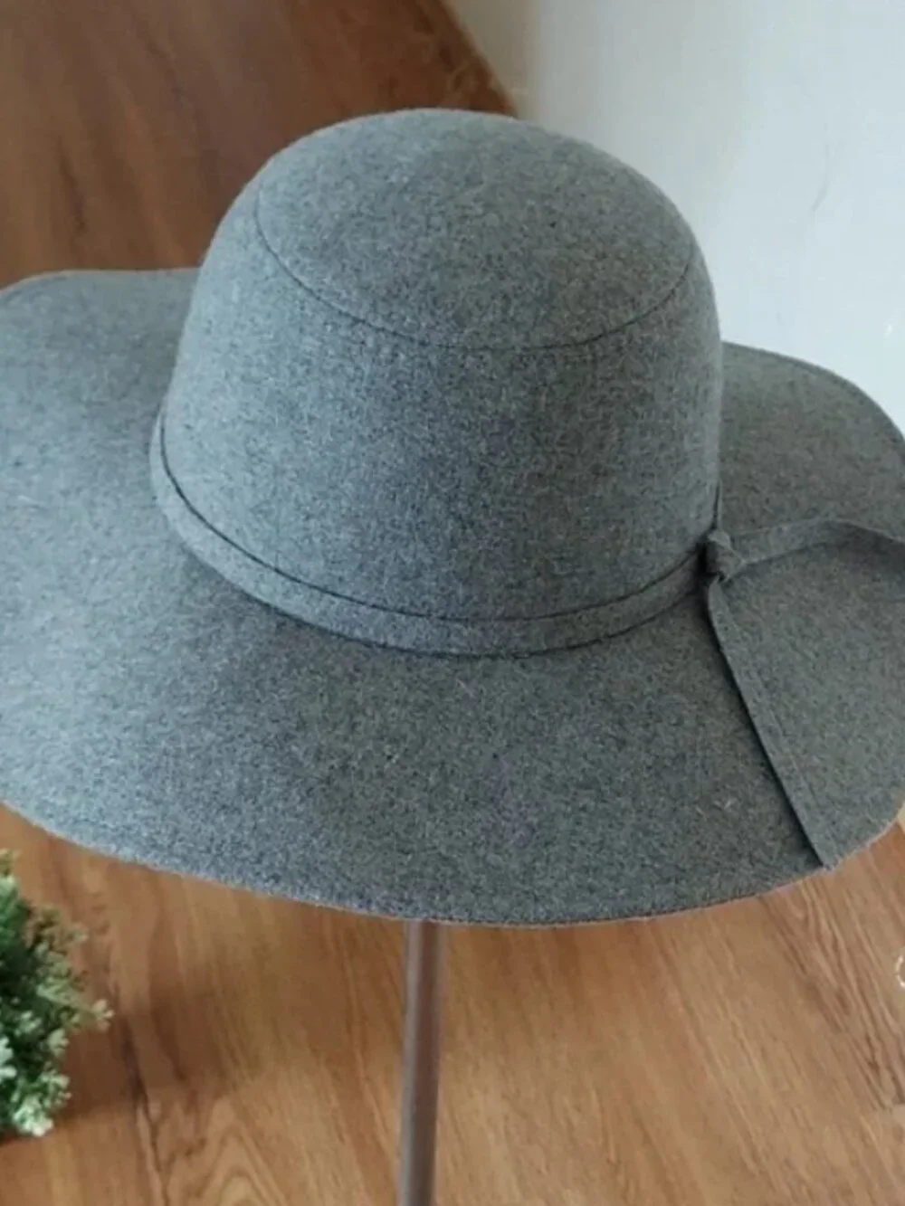 NWT Hat - Picture 1 of 4